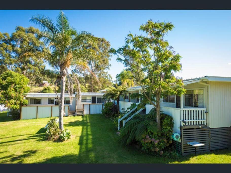 Top of the Lake Holiday Units Pensión Merimbula Exterior foto